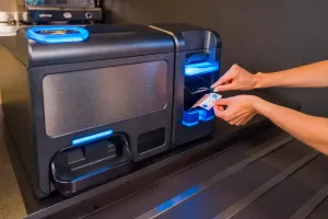 Reducción de costos operativos y horas extra mediante la automatización del cierre de caja
