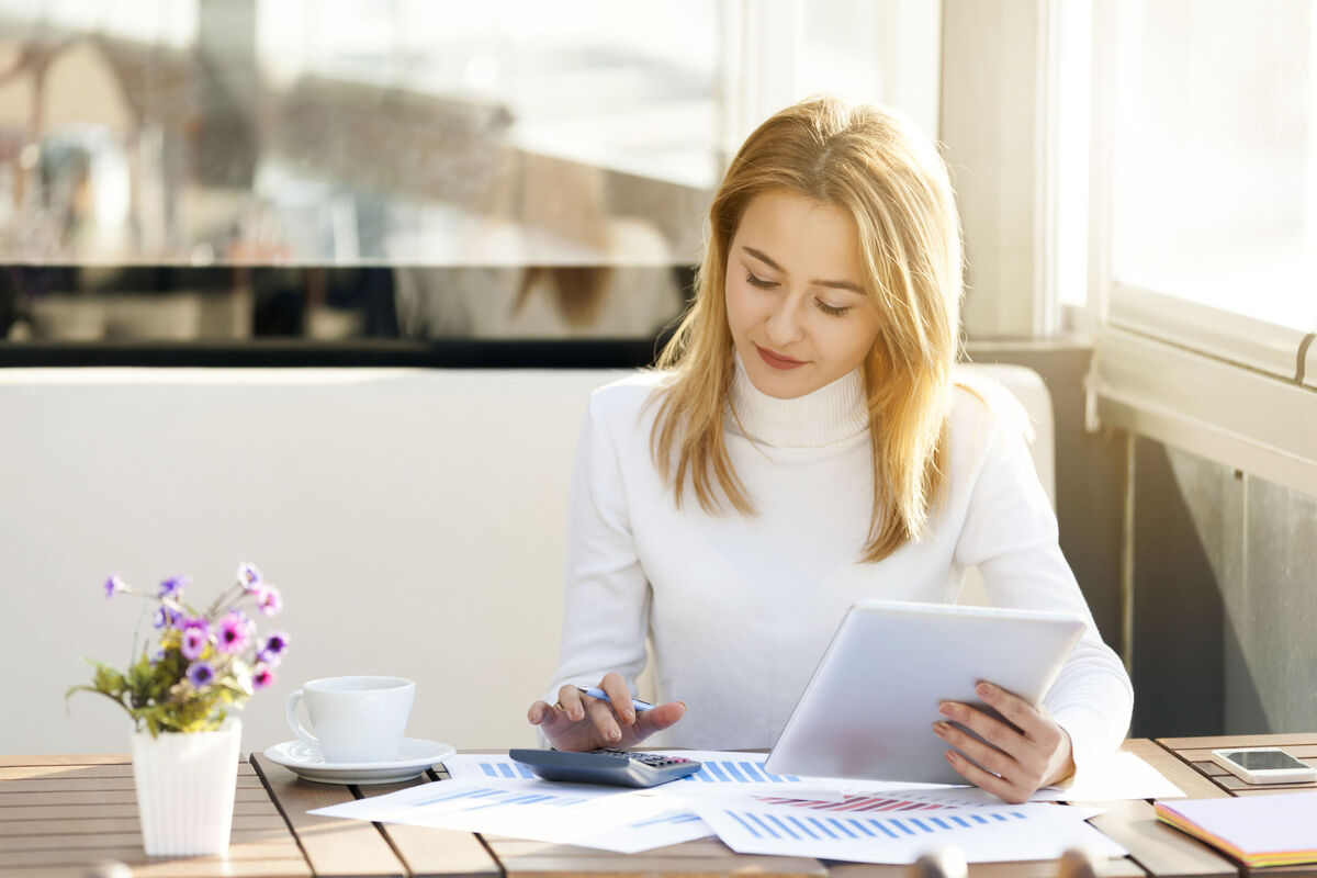 ¿Qué contiene el presupuesto anual de una empresa?